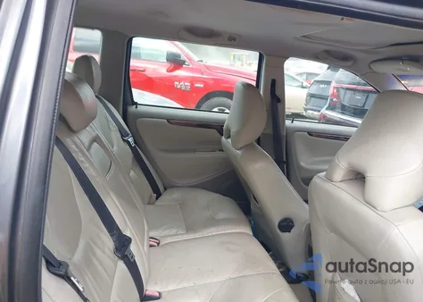 2005 Volvo V70 2.5T from USA, damaged, VIN YV1SW592952511589